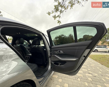 Серый БМВ 3 Серия, объемом двигателя 3 л и пробегом 19 тыс. км за 49999 $, фото 76 на Automoto.ua