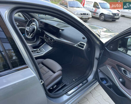 Серый БМВ 3 Серия, объемом двигателя 3 л и пробегом 25 тыс. км за 70000 $, фото 24 на Automoto.ua