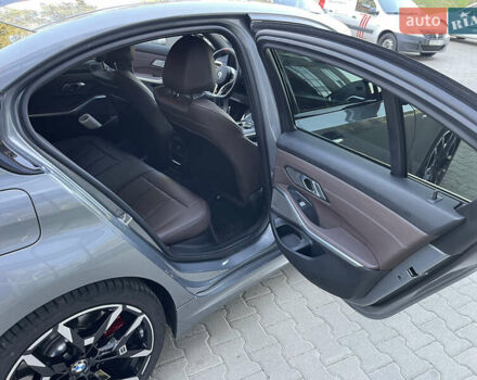 Серый БМВ 3 Серия, объемом двигателя 3 л и пробегом 25 тыс. км за 70000 $, фото 25 на Automoto.ua