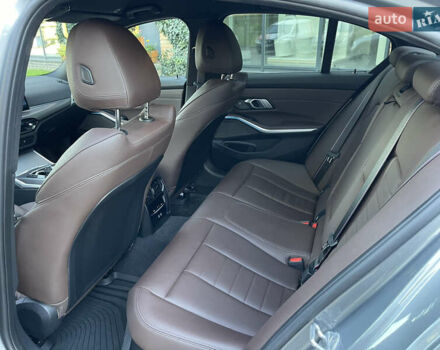 Серый БМВ 3 Серия, объемом двигателя 3 л и пробегом 25 тыс. км за 70000 $, фото 23 на Automoto.ua