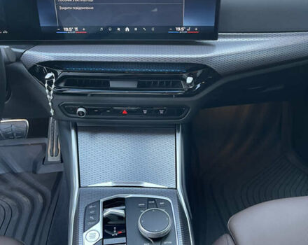 Серый БМВ 3 Серия, объемом двигателя 3 л и пробегом 25 тыс. км за 70000 $, фото 19 на Automoto.ua