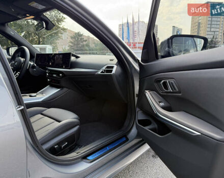 Серый БМВ 3 Серия, объемом двигателя 2 л и пробегом 2 тыс. км за 54000 $, фото 26 на Automoto.ua