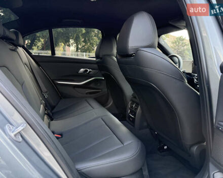 Серый БМВ 3 Серия, объемом двигателя 2 л и пробегом 2 тыс. км за 54000 $, фото 25 на Automoto.ua