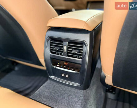 Сірий БМВ 3 Серія, об'ємом двигуна 3 л та пробігом 8 тис. км за 65000 $, фото 35 на Automoto.ua