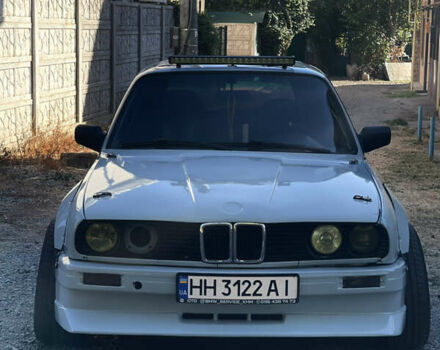 Серый БМВ 3 Серия, объемом двигателя 1.8 л и пробегом 420 тыс. км за 9500 $, фото 6 на Automoto.ua