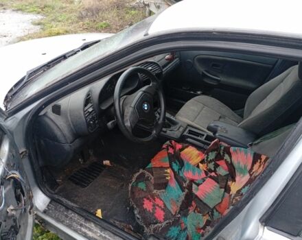 Серый БМВ 3 Серия, объемом двигателя 0 л и пробегом 130 тыс. км за 471 $, фото 4 на Automoto.ua