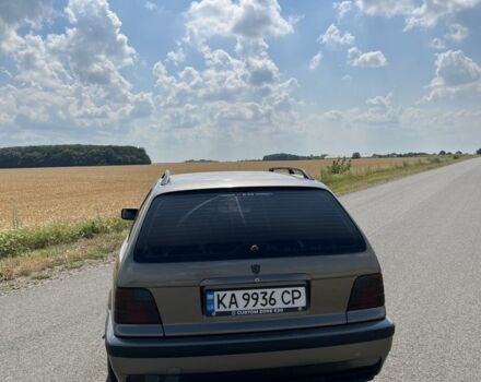 Серый БМВ 3 Серия, объемом двигателя 2.5 л и пробегом 365 тыс. км за 4000 $, фото 3 на Automoto.ua