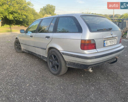 Сірий БМВ 3 Серія, об'ємом двигуна 1.6 л та пробігом 390 тис. км за 2100 $, фото 4 на Automoto.ua