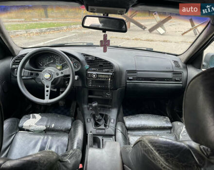 Сірий БМВ 3 Серія, об'ємом двигуна 1.6 л та пробігом 666 тис. км за 2900 $, фото 4 на Automoto.ua