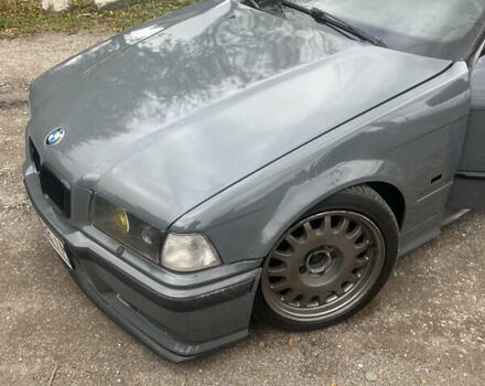 Сірий БМВ 3 Серія, об'ємом двигуна 1.6 л та пробігом 666 тис. км за 2900 $, фото 11 на Automoto.ua