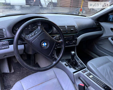 Серый БМВ 3 Серия, объемом двигателя 2 л и пробегом 300 тыс. км за 3250 $, фото 3 на Automoto.ua