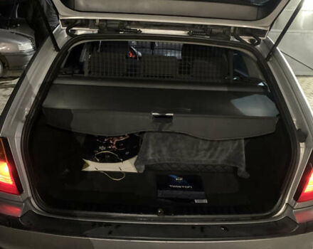 Серый БМВ 3 Серия, объемом двигателя 2 л и пробегом 280 тыс. км за 4499 $, фото 15 на Automoto.ua