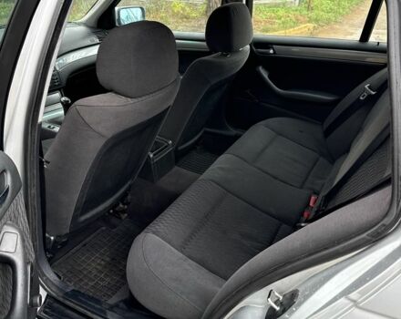 Серый БМВ 3 Серия, объемом двигателя 2 л и пробегом 364 тыс. км за 2800 $, фото 10 на Automoto.ua