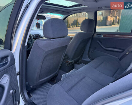 Серый БМВ 3 Серия, объемом двигателя 2 л и пробегом 400 тыс. км за 3650 $, фото 11 на Automoto.ua