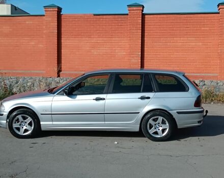 Серый БМВ 3 Серия, объемом двигателя 2 л и пробегом 200 тыс. км за 2850 $, фото 2 на Automoto.ua