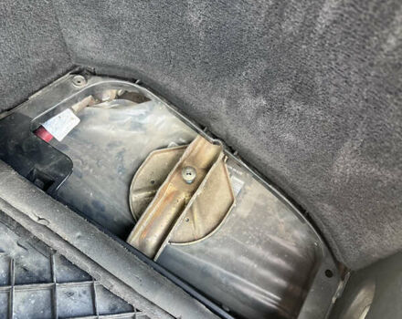 Серый БМВ 3 Серия, объемом двигателя 2.9 л и пробегом 401 тыс. км за 9500 $, фото 52 на Automoto.ua