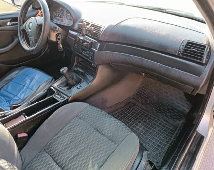 Серый БМВ 3 Серия, объемом двигателя 2 л и пробегом 200 тыс. км за 2850 $, фото 8 на Automoto.ua