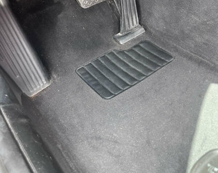 Серый БМВ 3 Серия, объемом двигателя 2.9 л и пробегом 401 тыс. км за 9500 $, фото 27 на Automoto.ua