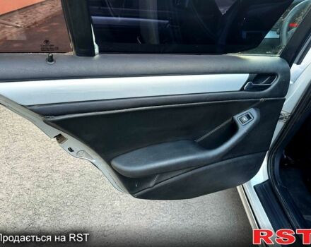 Серый БМВ 3 Серия, объемом двигателя 2 л и пробегом 390 тыс. км за 2700 $, фото 8 на Automoto.ua