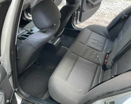 Серый БМВ 3 Серия, объемом двигателя 2 л и пробегом 307 тыс. км за 3900 $, фото 8 на Automoto.ua