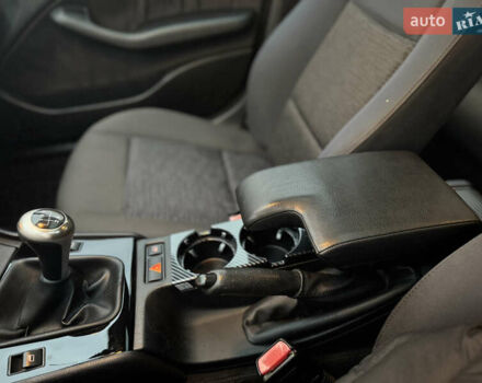 Сірий БМВ 3 Серія, об'ємом двигуна 2 л та пробігом 252 тис. км за 4550 $, фото 34 на Automoto.ua