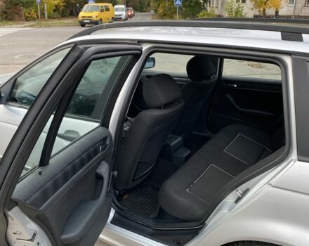 Сірий БМВ 3 Серія, об'ємом двигуна 2 л та пробігом 400 тис. км за 3500 $, фото 22 на Automoto.ua