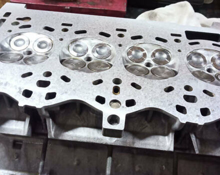 Серый БМВ 3 Серия, объемом двигателя 2 л и пробегом 307 тыс. км за 3900 $, фото 23 на Automoto.ua