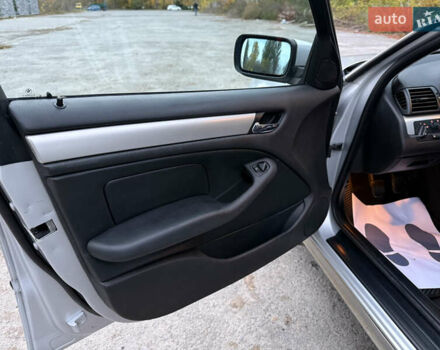 Серый БМВ 3 Серия, объемом двигателя 2 л и пробегом 178 тыс. км за 3999 $, фото 13 на Automoto.ua
