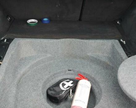 Серый БМВ 3 Серия, объемом двигателя 1.9 л и пробегом 260 тыс. км за 5000 $, фото 40 на Automoto.ua