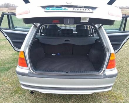 Серый БМВ 3 Серия, объемом двигателя 1.9 л и пробегом 260 тыс. км за 5000 $, фото 1 на Automoto.ua