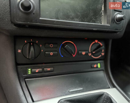 Серый БМВ 3 Серия, объемом двигателя 2 л и пробегом 330 тыс. км за 4000 $, фото 25 на Automoto.ua