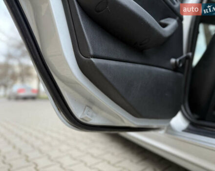 Серый БМВ 3 Серия, объемом двигателя 2 л и пробегом 330 тыс. км за 4000 $, фото 16 на Automoto.ua