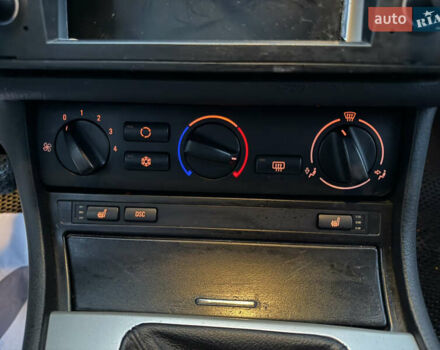 Сірий БМВ 3 Серія, об'ємом двигуна 2 л та пробігом 312 тис. км за 3650 $, фото 19 на Automoto.ua