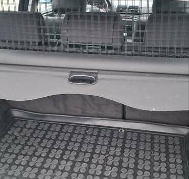 Серый БМВ 3 Серия, объемом двигателя 1.8 л и пробегом 230 тыс. км за 4300 $, фото 20 на Automoto.ua