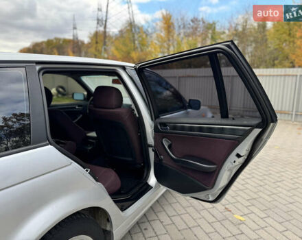 Сірий БМВ 3 Серія, об'ємом двигуна 2 л та пробігом 283 тис. км за 3690 $, фото 14 на Automoto.ua