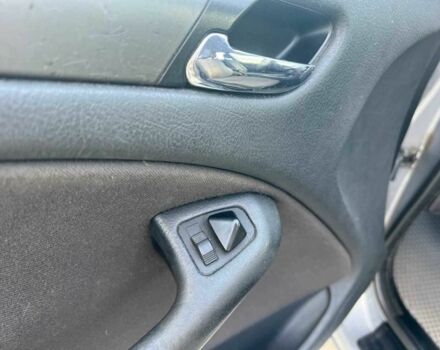 Серый БМВ 3 Серия, объемом двигателя 2 л и пробегом 344 тыс. км за 4330 $, фото 13 на Automoto.ua