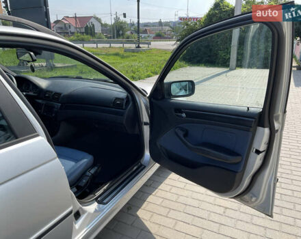 Серый БМВ 3 Серия, объемом двигателя 2 л и пробегом 213 тыс. км за 5500 $, фото 27 на Automoto.ua