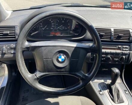 Серый БМВ 3 Серия, объемом двигателя 1.8 л и пробегом 233 тыс. км за 4350 $, фото 1 на Automoto.ua