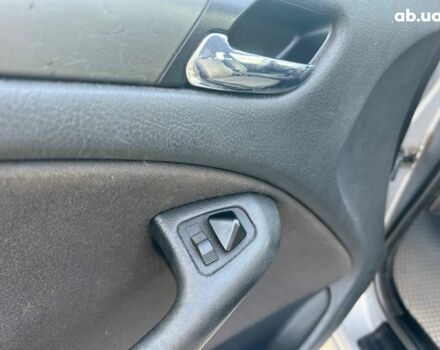 Серый БМВ 3 Серия, объемом двигателя 2 л и пробегом 344 тыс. км за 4490 $, фото 13 на Automoto.ua