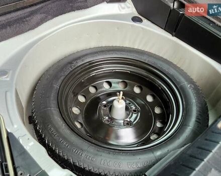 Серый БМВ 3 Серия, объемом двигателя 1.8 л и пробегом 211 тыс. км за 5500 $, фото 32 на Automoto.ua