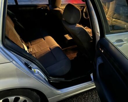 Сірий БМВ 3 Серія, об'ємом двигуна 2 л та пробігом 275 тис. км за 2799 $, фото 9 на Automoto.ua