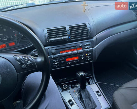 Серый БМВ 3 Серия, объемом двигателя 2 л и пробегом 351 тыс. км за 6200 $, фото 2 на Automoto.ua