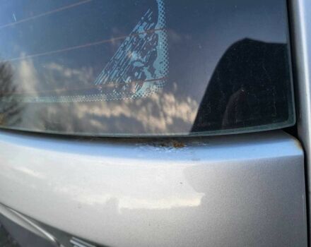 Серый БМВ 3 Серия, объемом двигателя 2 л и пробегом 300 тыс. км за 4666 $, фото 3 на Automoto.ua