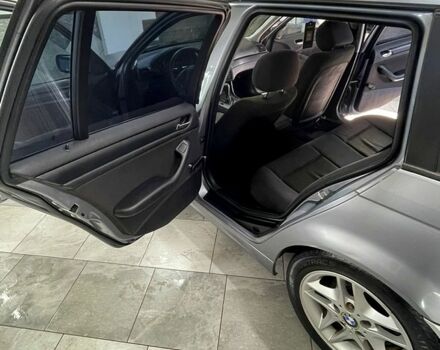 Серый БМВ 3 Серия, объемом двигателя 2 л и пробегом 400 тыс. км за 3300 $, фото 5 на Automoto.ua