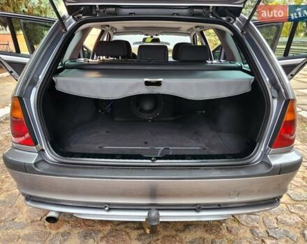 Серый БМВ 3 Серия, объемом двигателя 1.8 л и пробегом 211 тыс. км за 5500 $, фото 23 на Automoto.ua