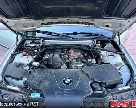 Серый БМВ 3 Серия, объемом двигателя 2 л и пробегом 250 тыс. км за 4500 $, фото 9 на Automoto.ua