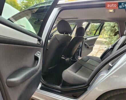 Серый БМВ 3 Серия, объемом двигателя 1.8 л и пробегом 211 тыс. км за 5500 $, фото 19 на Automoto.ua