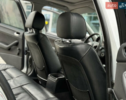 Сірий БМВ 3 Серія, об'ємом двигуна 2 л та пробігом 370 тис. км за 4900 $, фото 28 на Automoto.ua