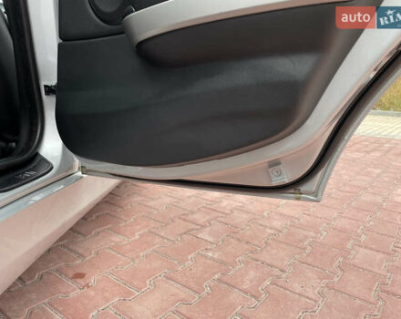 Серый БМВ 3 Серия, объемом двигателя 2 л и пробегом 298 тыс. км за 5300 $, фото 24 на Automoto.ua