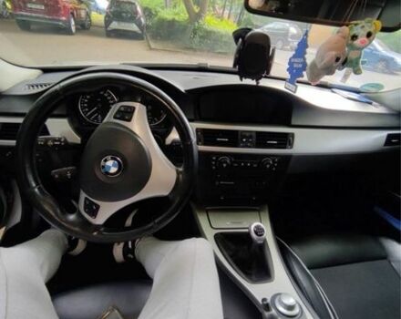 Серый БМВ 3 Серия, объемом двигателя 2 л и пробегом 200 тыс. км за 10000 $, фото 6 на Automoto.ua